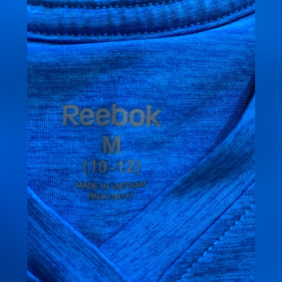 🎉Final Clearance 🎉 Like New! Girls Reebok Athletic Top Size M
3 for $15 with 💕 - Picture 9 of 10